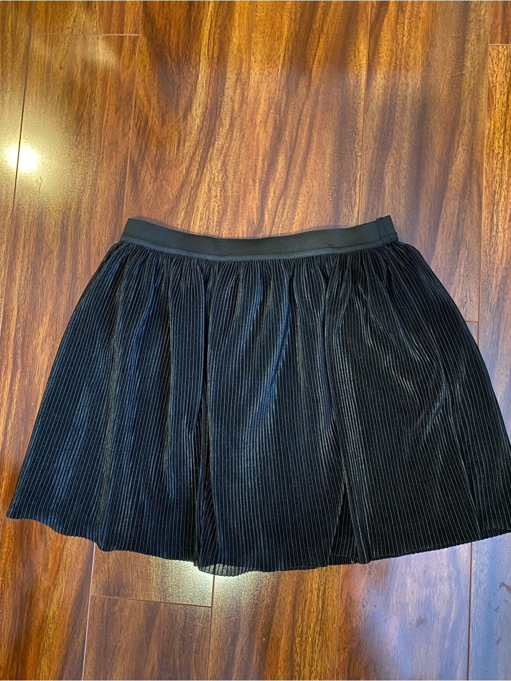 Old Navy Black Pleated  Skater mini Skirt elastic waist